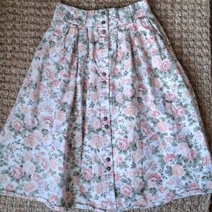VTH Danger zone 70s  floral skirt pinup clasic retro femenine coquette